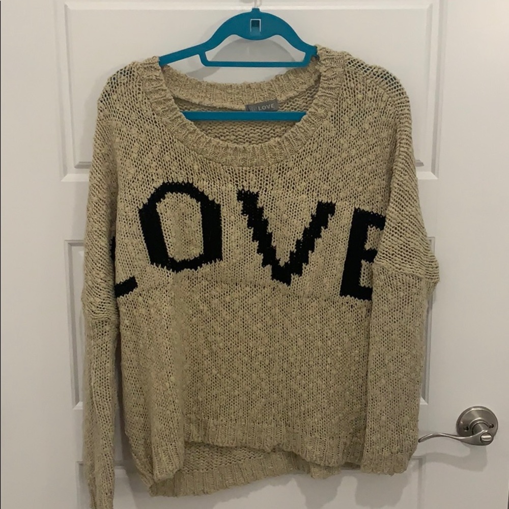 LF LOVE Sweater NWOT Small